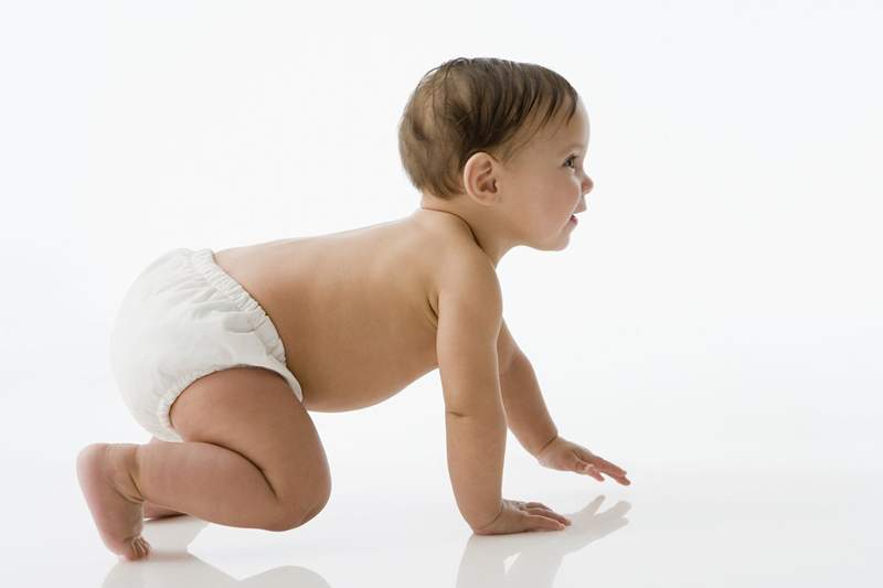 Une expérience plus rampante peut renforcer la perception des risques d'un bébé