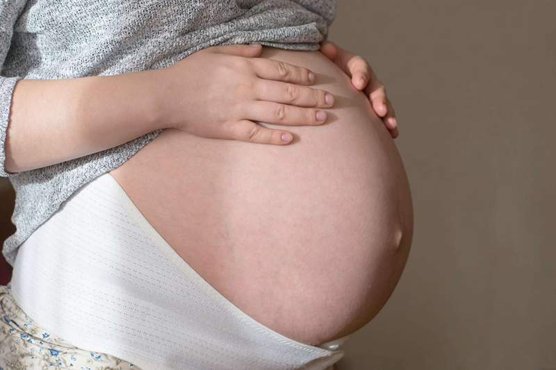 Bande di ventre Cosa sapere su questi dispositivi di supporto alla gravidanza